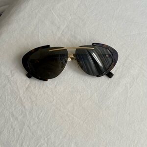FENDI sunglasses great condition